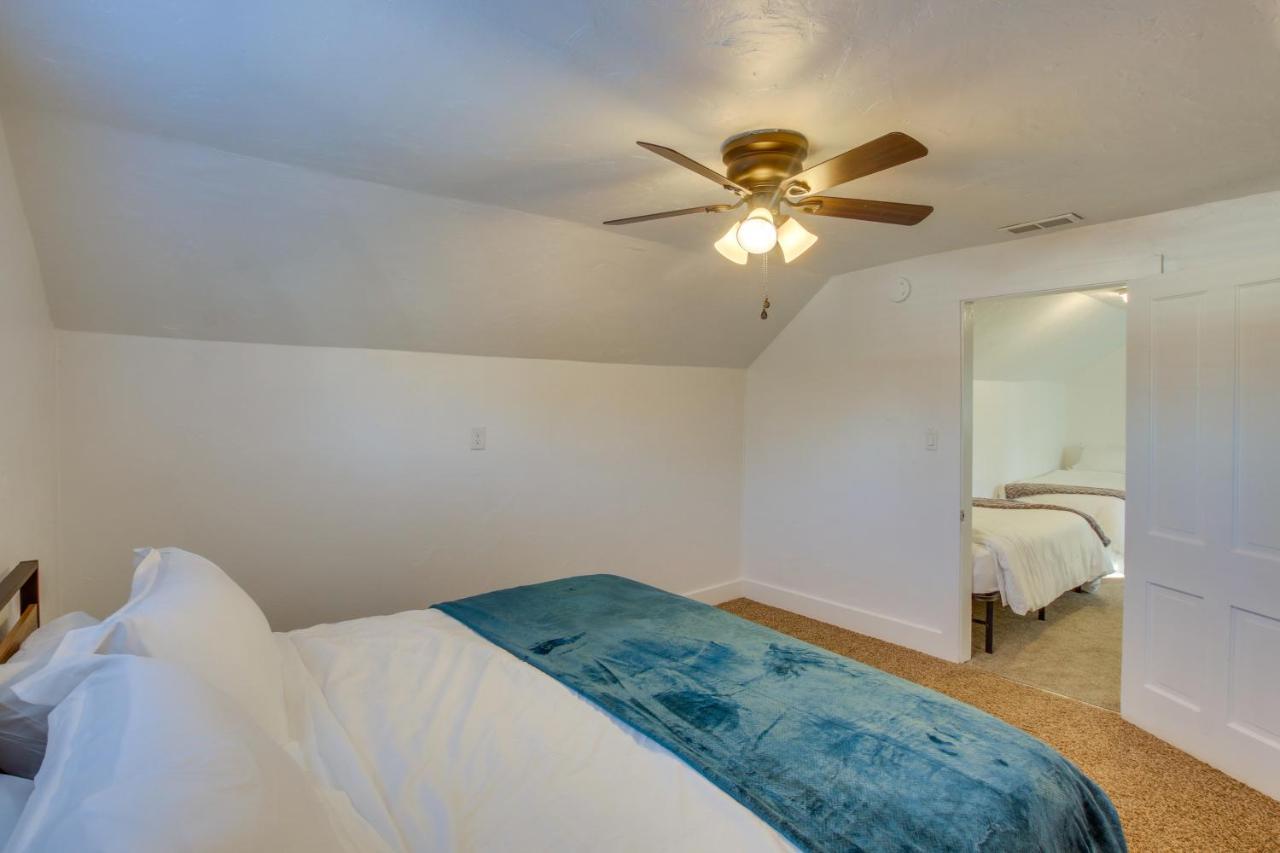 Convenient Logan Apartment - 1 Block To Town! Exterior foto